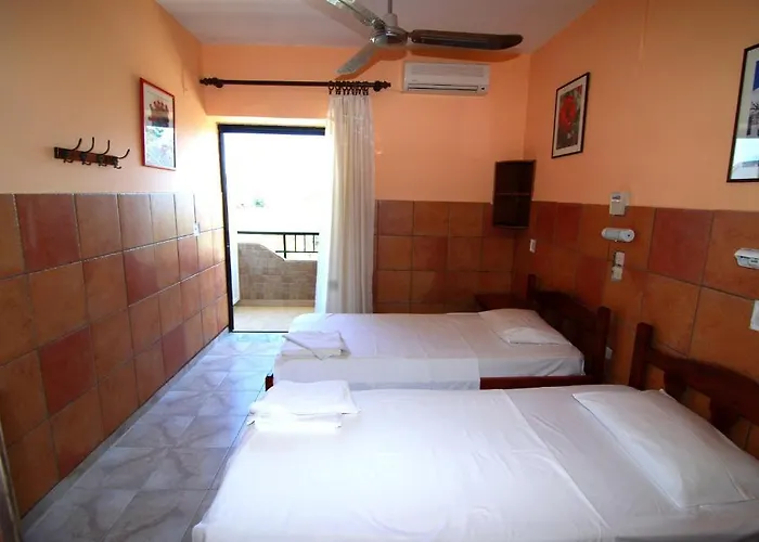 Aparthotel Chrysoula 3*