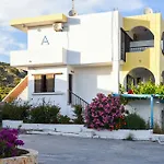 Aparthotel Chrysoula 3*