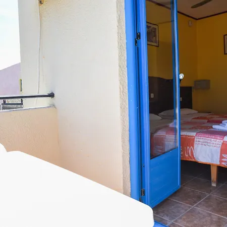Aparthotel Chrysoula 3*