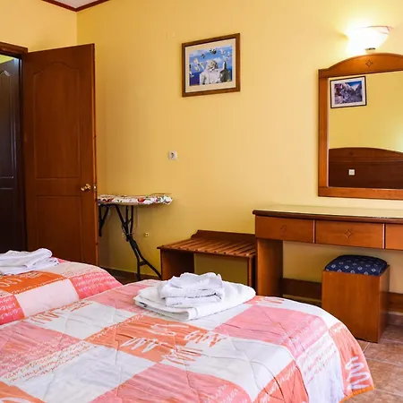 Aparthotel Chrysoula 3*