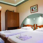 Chrysoula Aparthotel