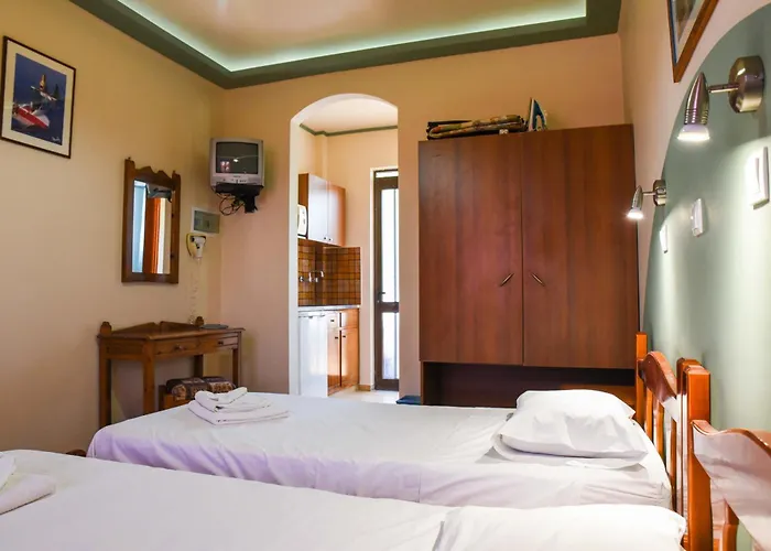 Aparthotel Chrysoula 3*