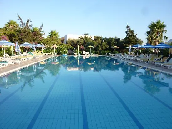 Chrysoula Aparthotel 3*