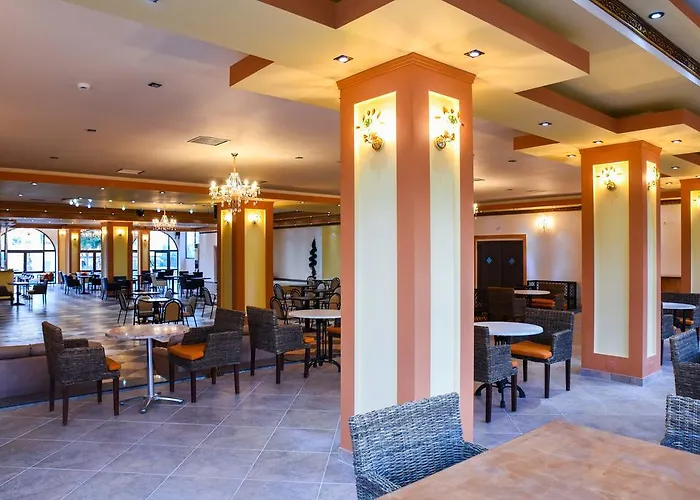 Chrysoula Aparthotel 3*